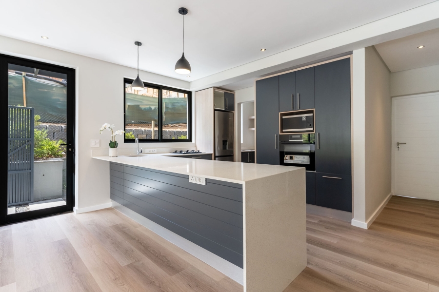 4 Bedroom Property for Sale in Hout Bay Western Cape